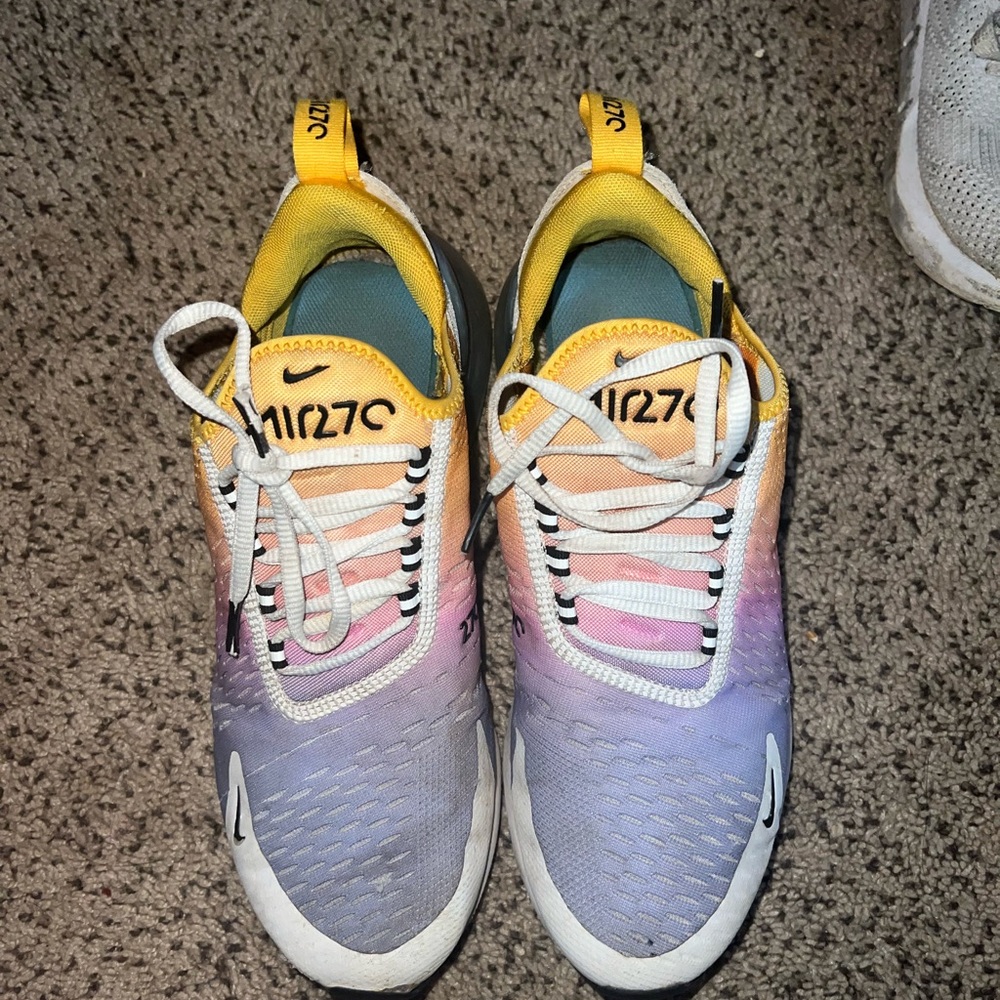 Men’s Nike Air Max 270’s